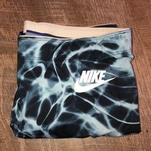 Nike leggings